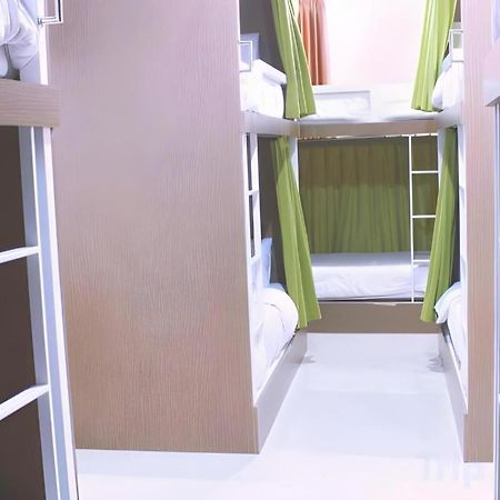 Wakeup Homestay Yogyakarta Exterior foto