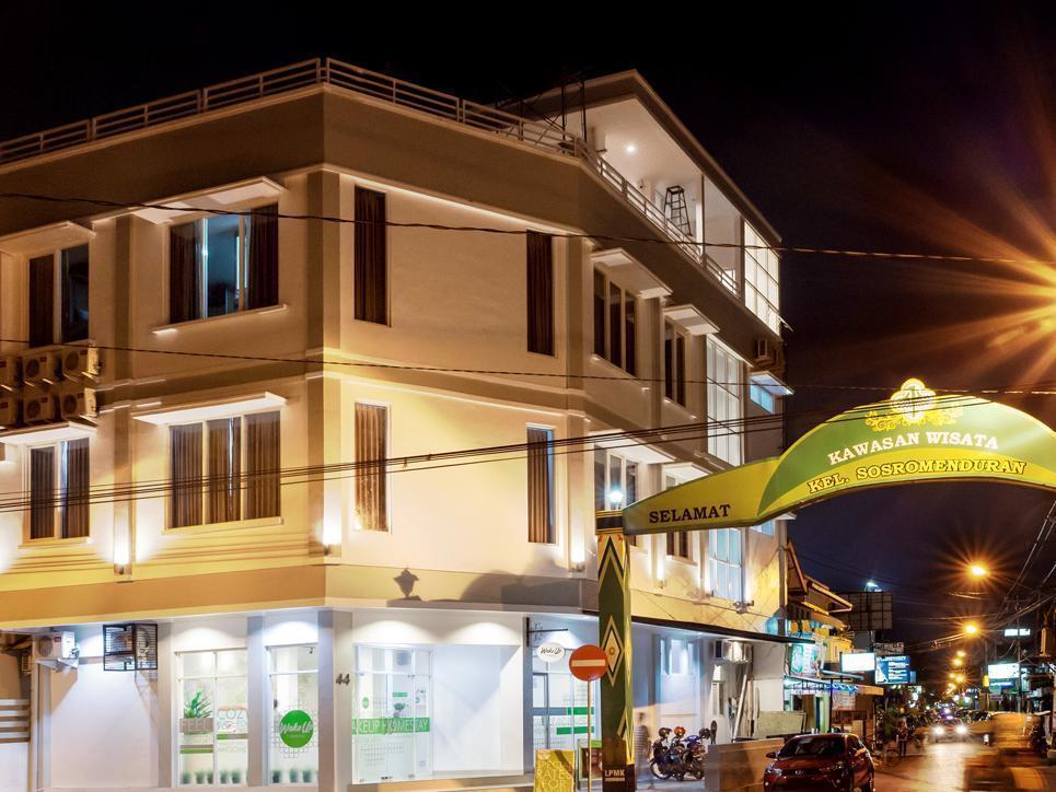 Wakeup Homestay Yogyakarta Exterior foto