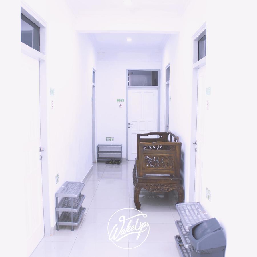 Wakeup Homestay Yogyakarta Exterior foto